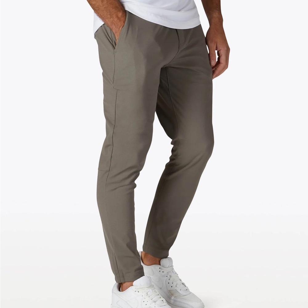 Men’s CUTS AO Joggers, Size L
